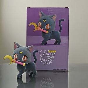 *Limited Edition* Bandai Luna Fluffy Puffy Figurine (A)